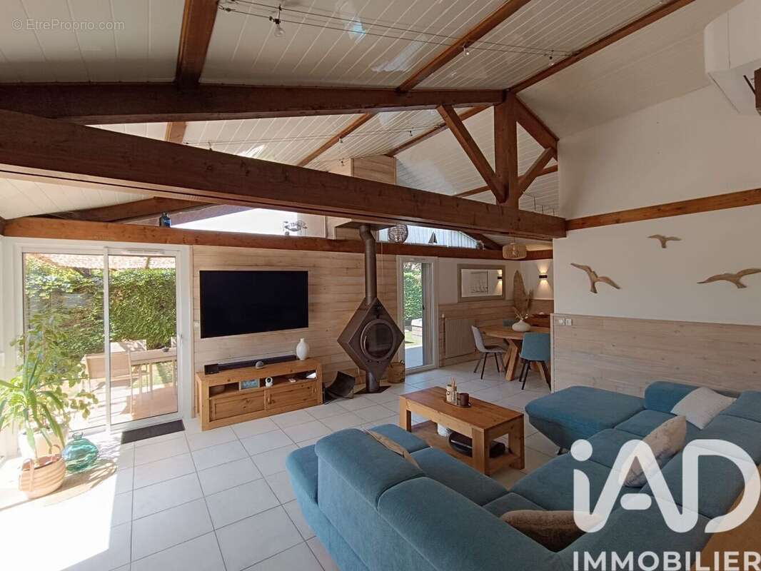 Photo 4 - Maison à ROMANS-SUR-ISERE