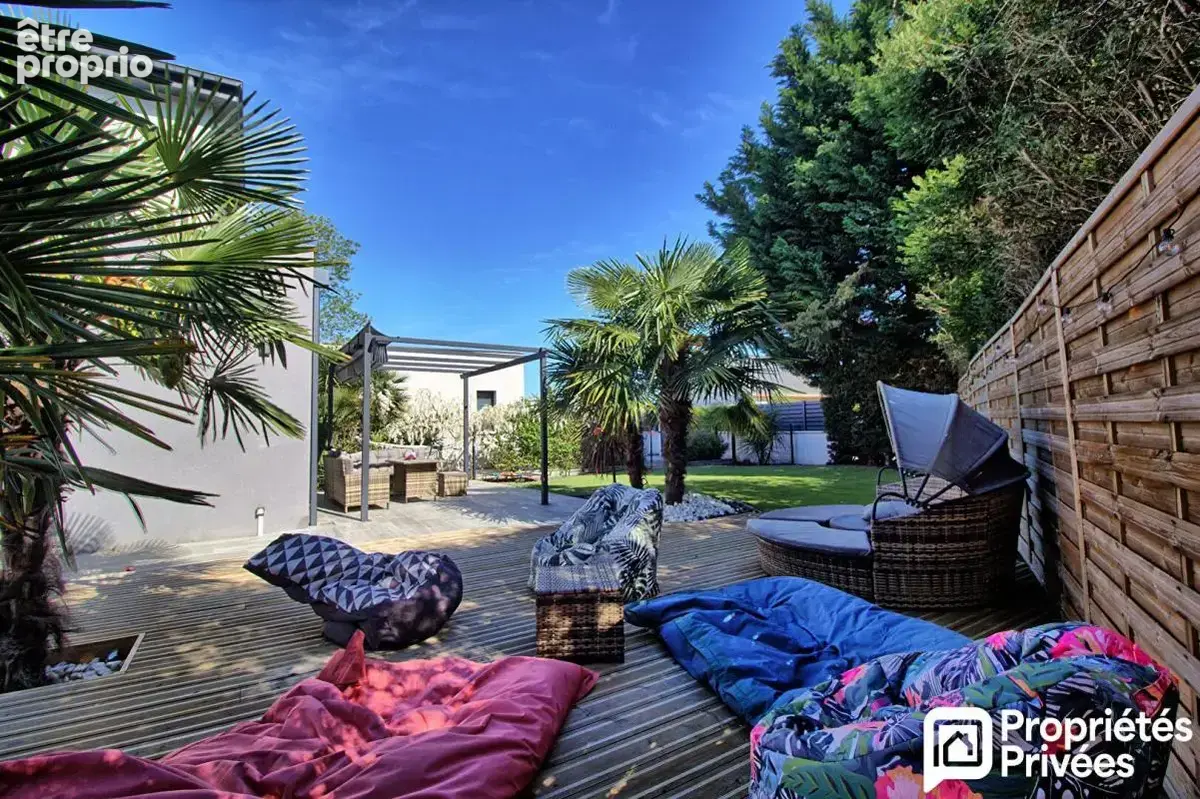 Maison Loire Authion contemporaine 8 pièces 220 m2 piscine - photo 15