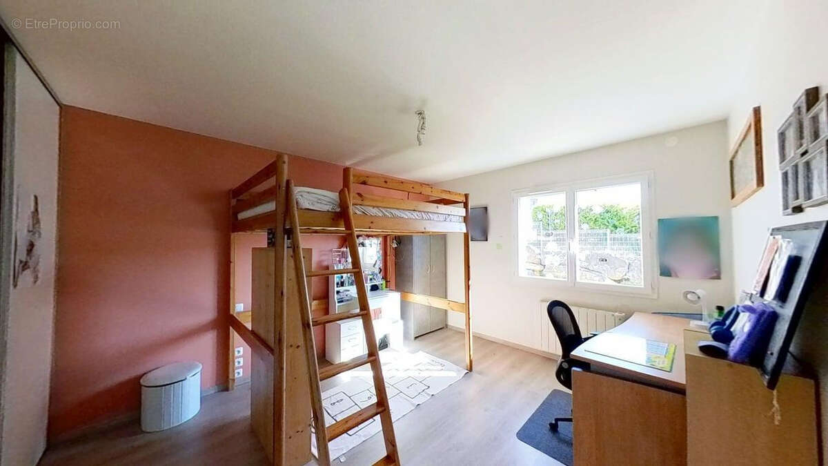 Maison à LASGRAISSES