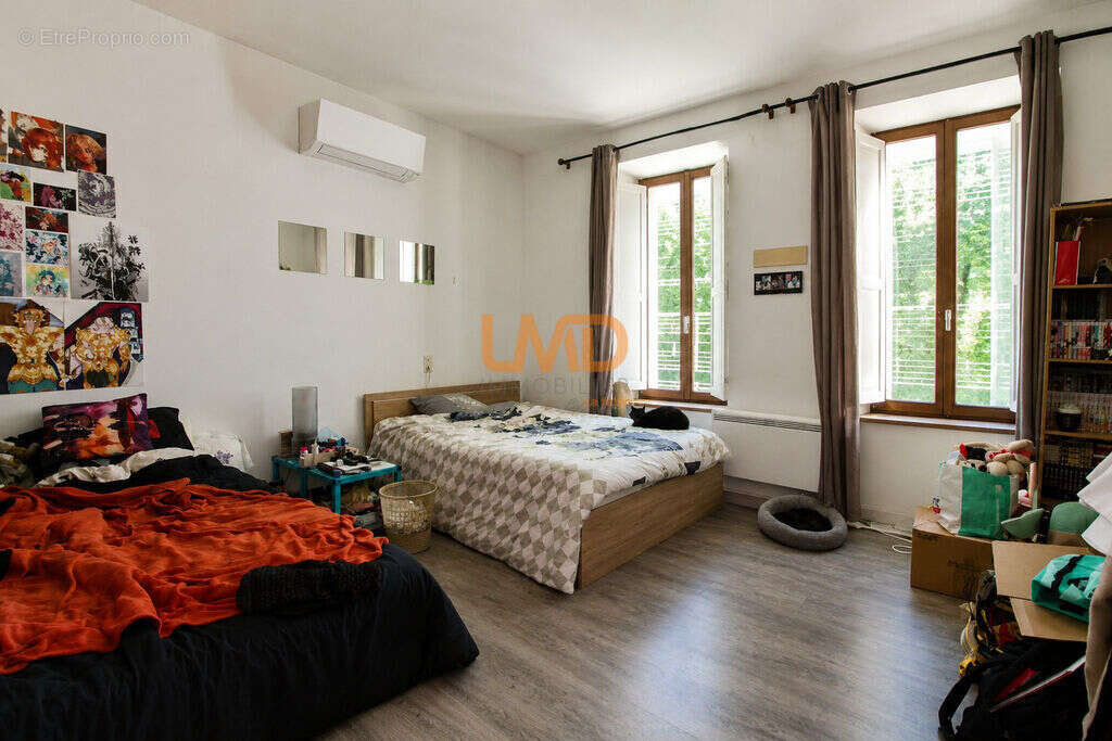 Ensemble immobilier à rénover - photo 3