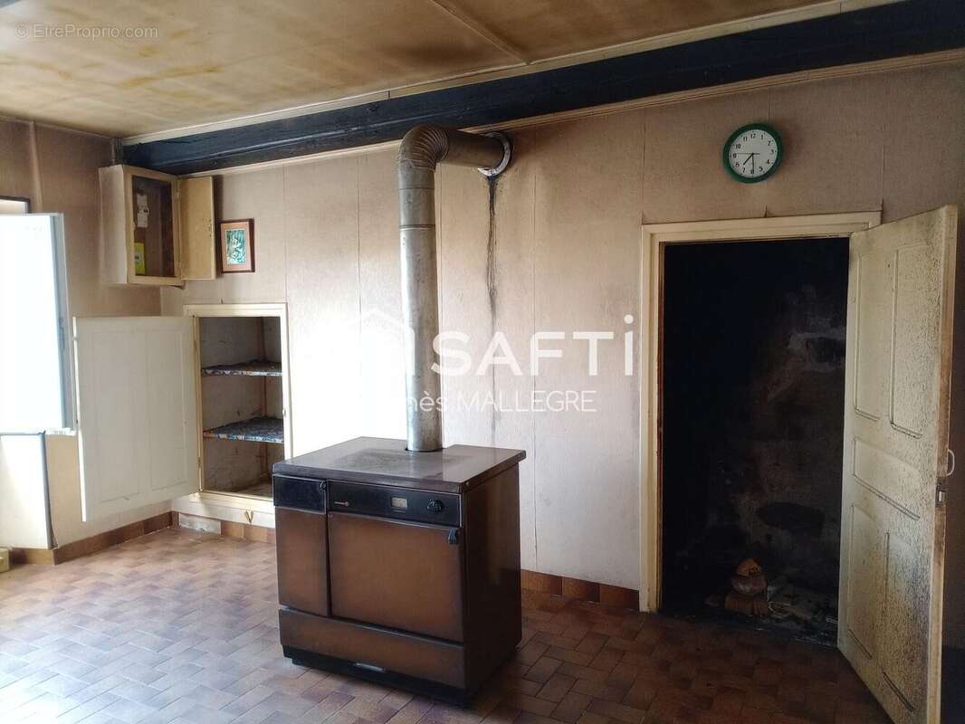 Photo 3 - Maison à VERNEUGHEOL