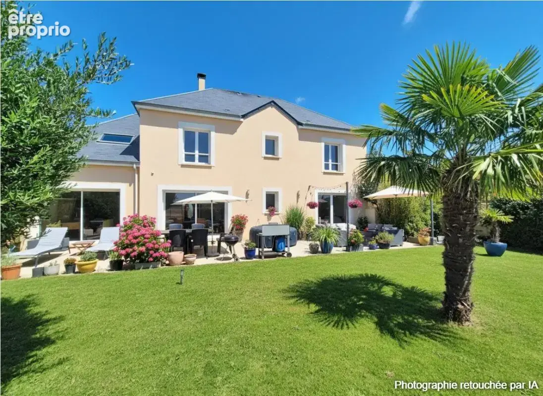 Maison 8 pièces 235 m² à vendre à Bieville-Beuville (14112) - photo 1