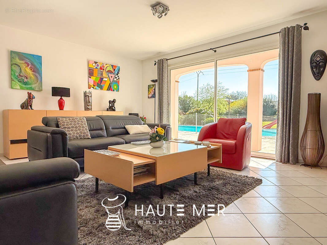 CREOLE - Villa de plain-pied avec piscine à débordement - photo 2