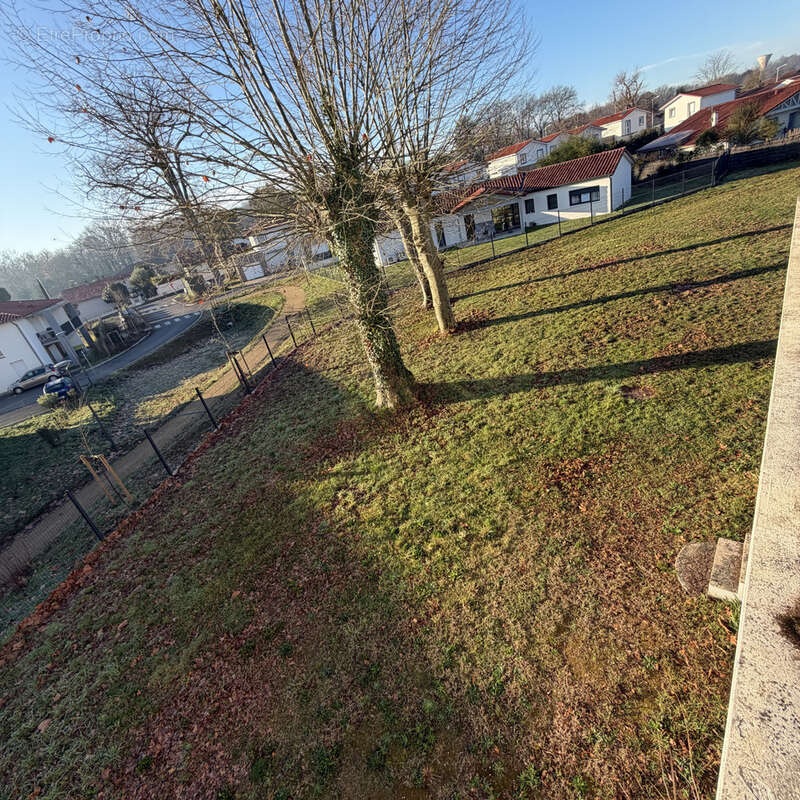 Appartement à SAINT-PIERRE-DU-MONT