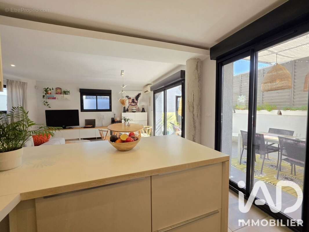 Maison 80 m² à Saint-Jean-De-Vedas  - photo 9