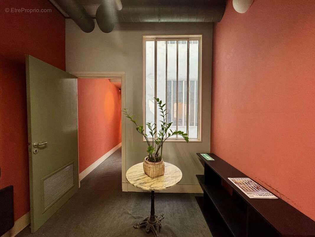 Appartement à MARSEILLE-1E