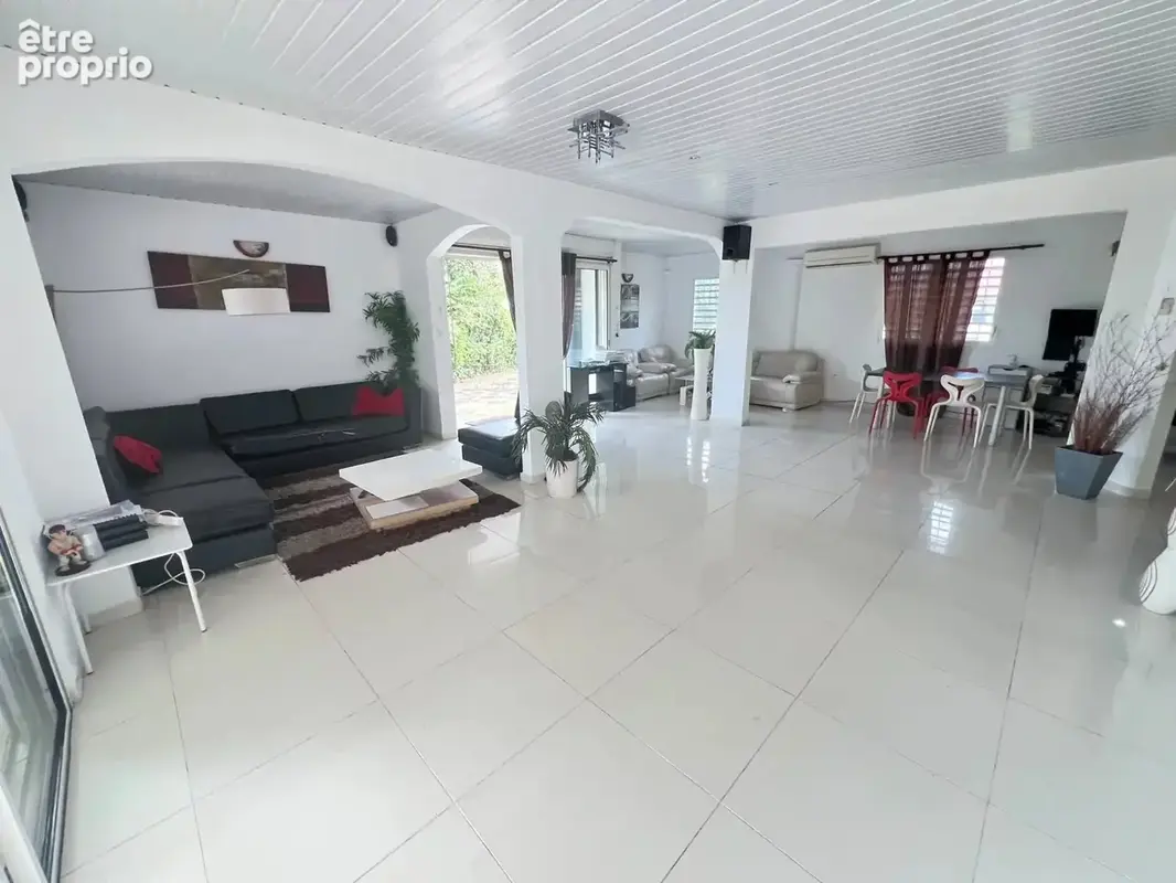 Villa t5 avec piscine proche de toutes les commodités - photo 8