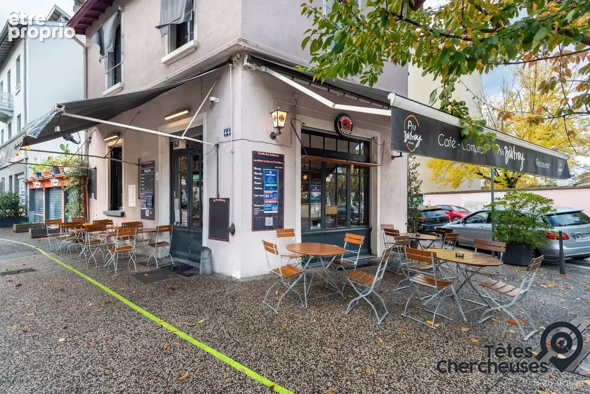 Maison 7 pièces 213 m² à vendre à Villeurbanne (69100) - photo 8