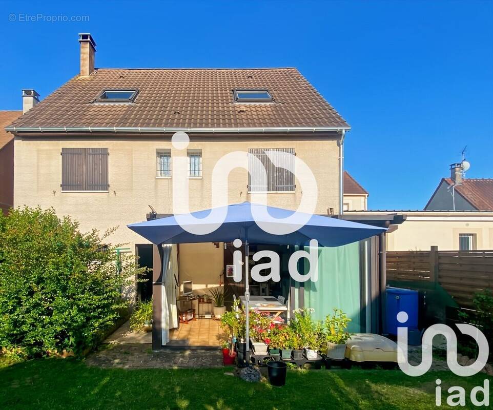 Photo 1 - Maison à VILLECRESNES