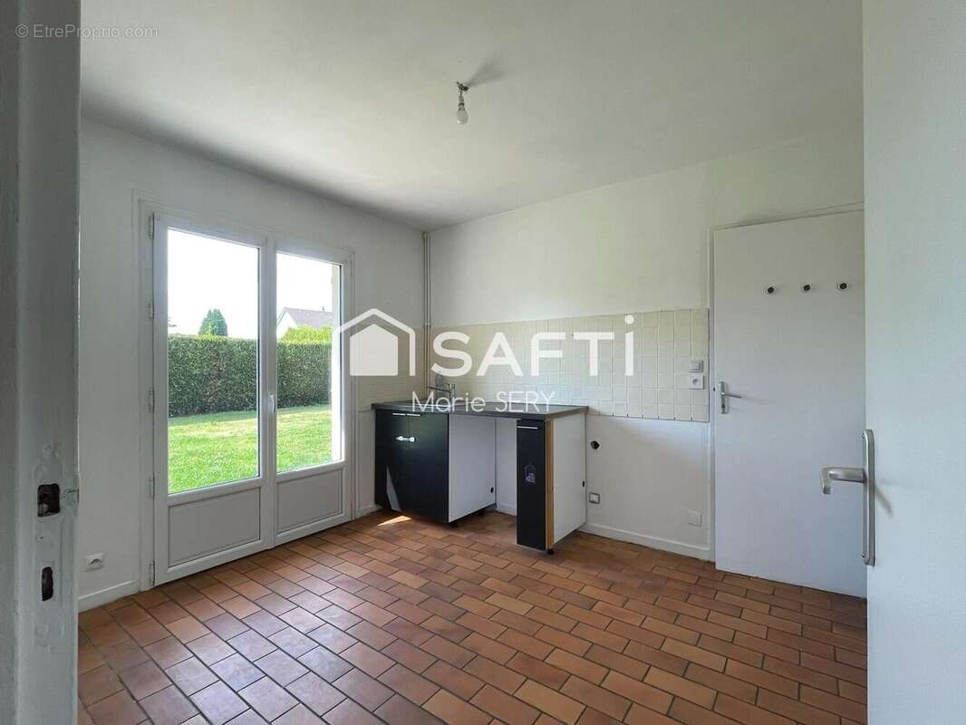Photo 5 - Maison à VANDRIMARE
