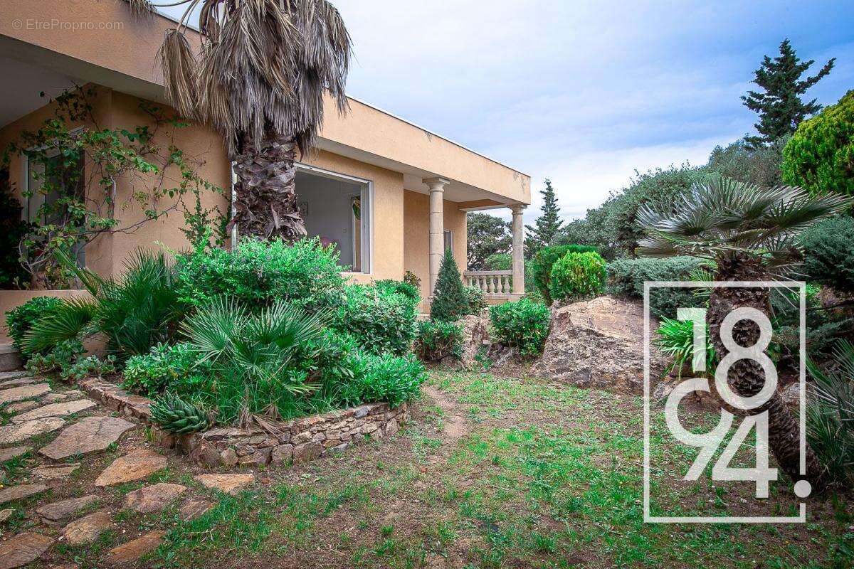 Maison à LA SEYNE-SUR-MER