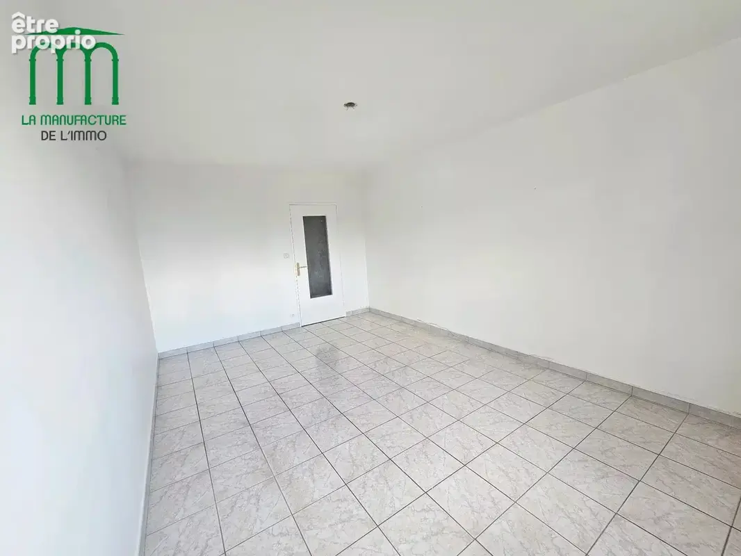 Appartement F3 - 64,94M2 - Cave - Saint-Etienne Secteur La Métare - photo 4