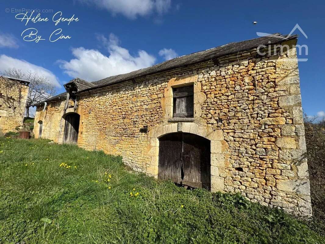 Maison à SALIGNAC-EYVIGUES