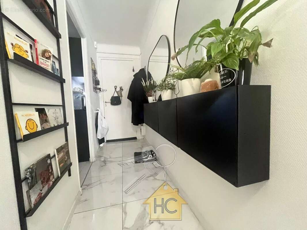 Appartement à LE CANNET