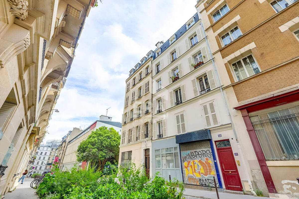Appartement à PARIS-17E