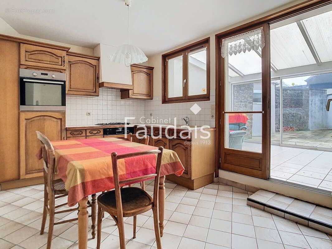 Maison à LA HAYE-DU-PUITS