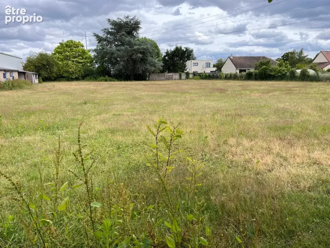Terrain À Vendre sur  Olivet sud - photo 4