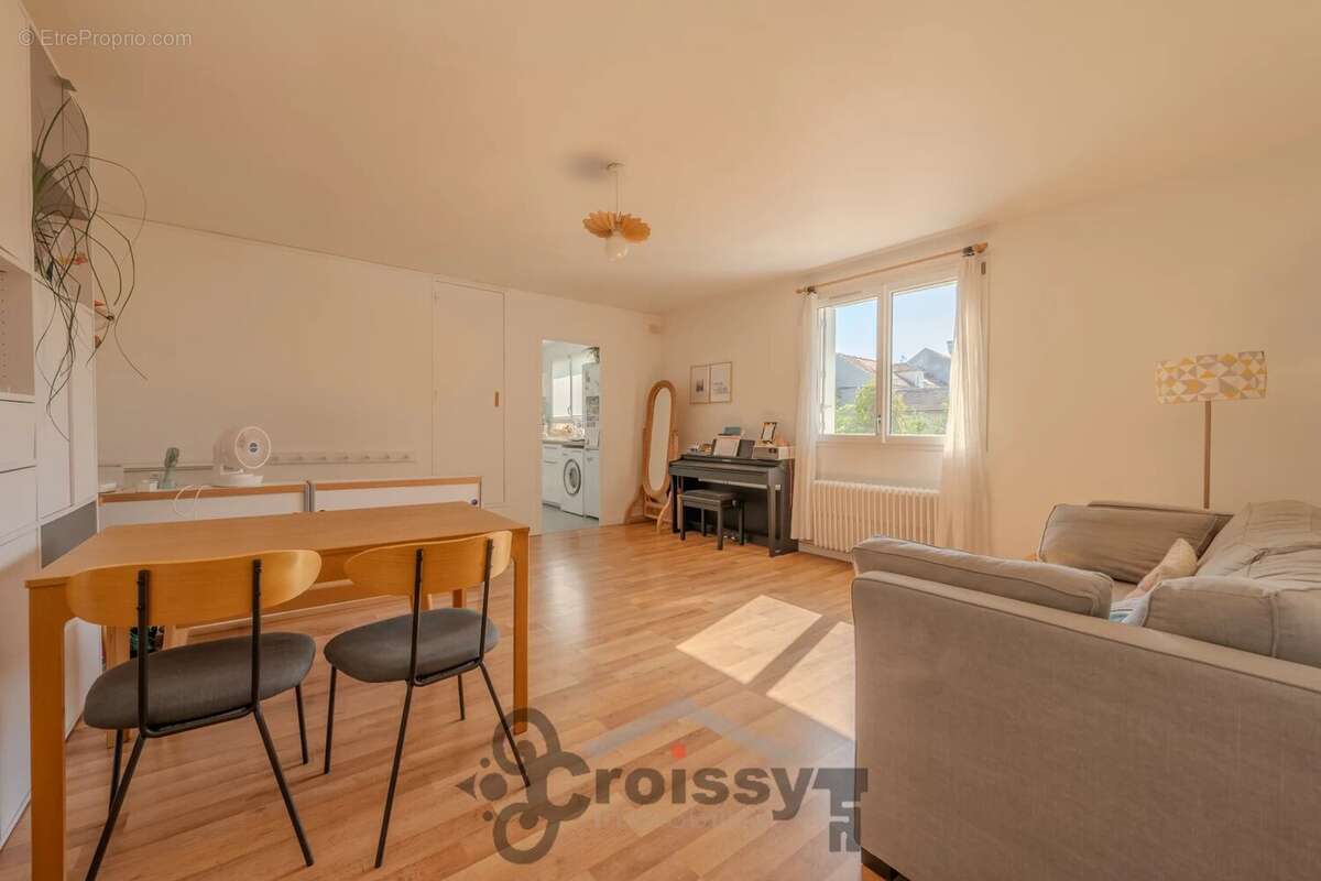 Appartement à CROISSY-SUR-SEINE