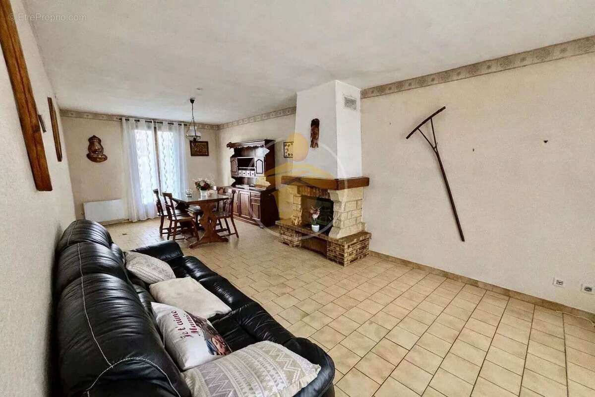 Maison à TERGNIER
