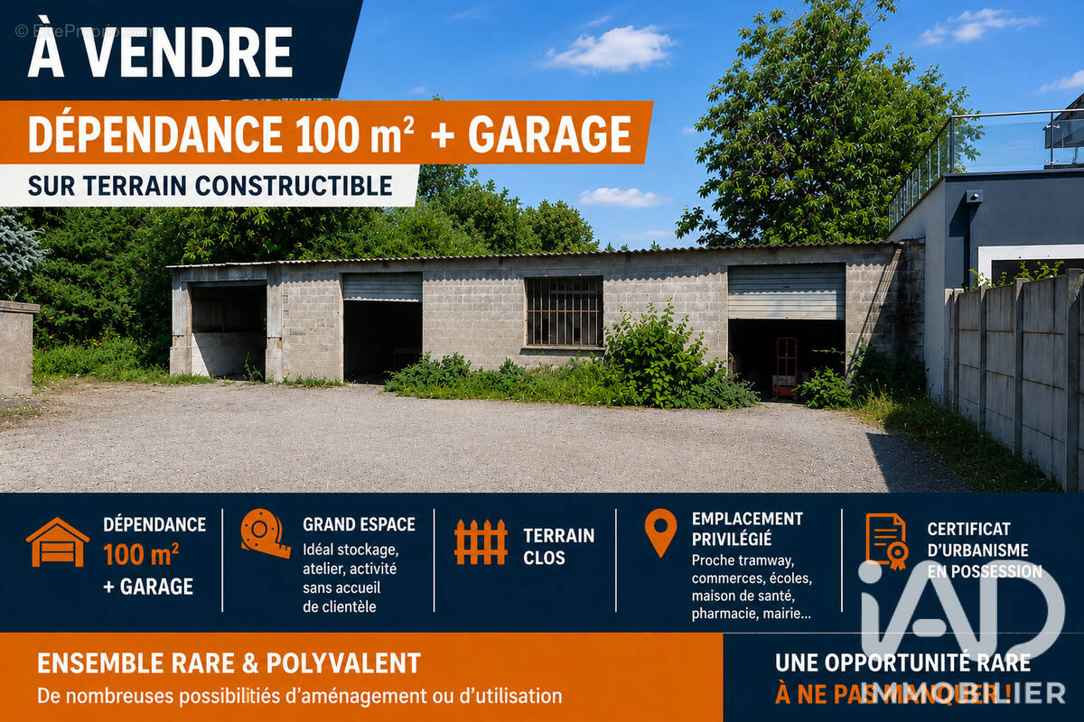 Photo 1 - Parking à ORLEANS