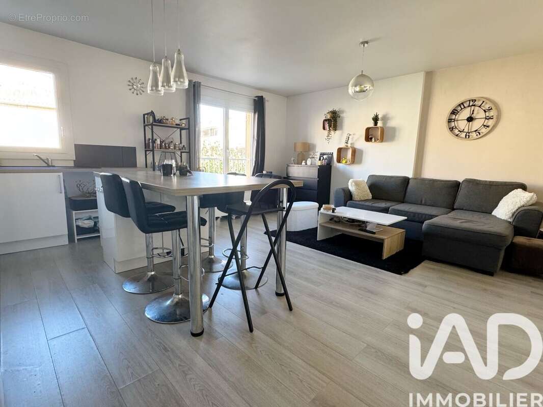 Photo 3 - Appartement à OLLIOULES