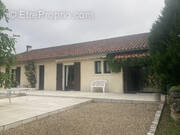 Maison à LA TOUR-BLANCHE