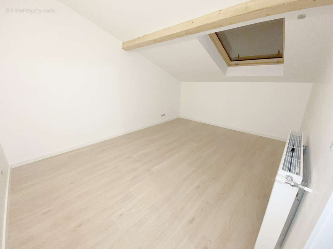 Maison à SAINT-MAUR-DES-FOSSES