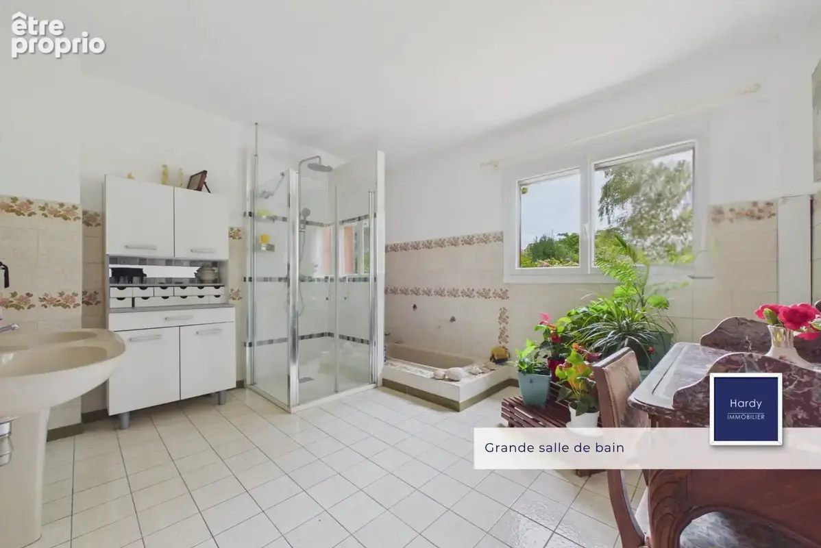 Maison 11 pièces 258 m² à vendre à Osny (95520) - photo 7