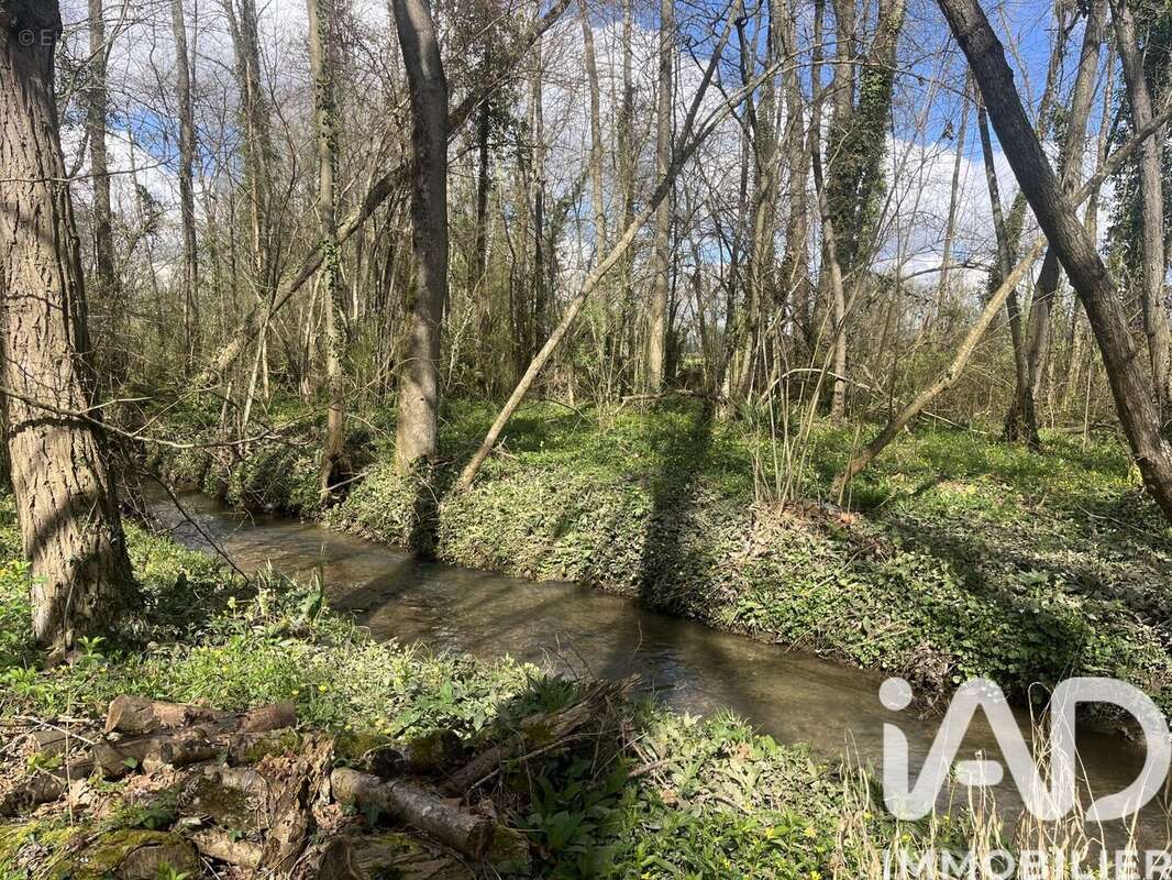 Photo 4 - Terrain à ODOS