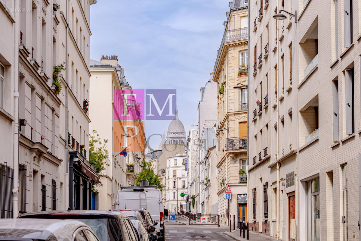 Appartement à PARIS-18E