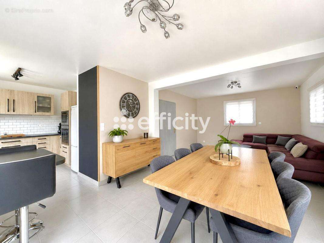 Maison 122 m² à Muret-Et-Crouttes  - photo 4