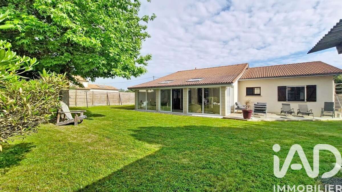 Photo 2 - Maison à SAINT-LOUBES