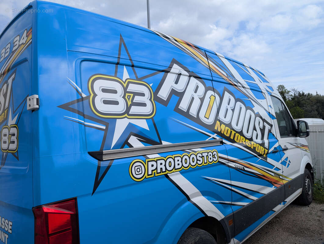 Commerce à SOLLIES-PONT