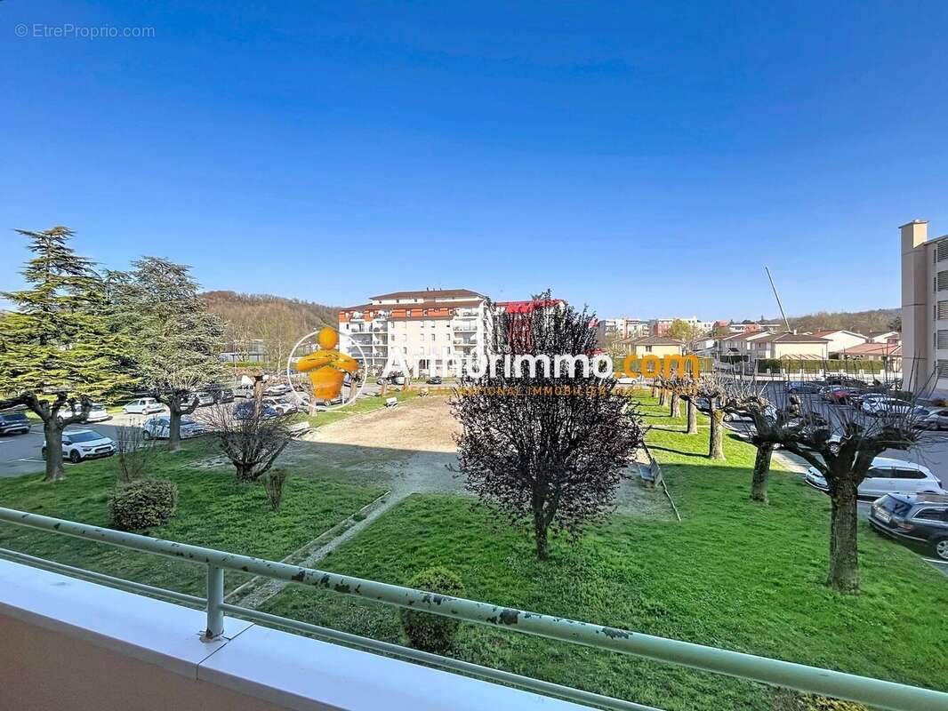 Appartement à BOURGOIN-JALLIEU