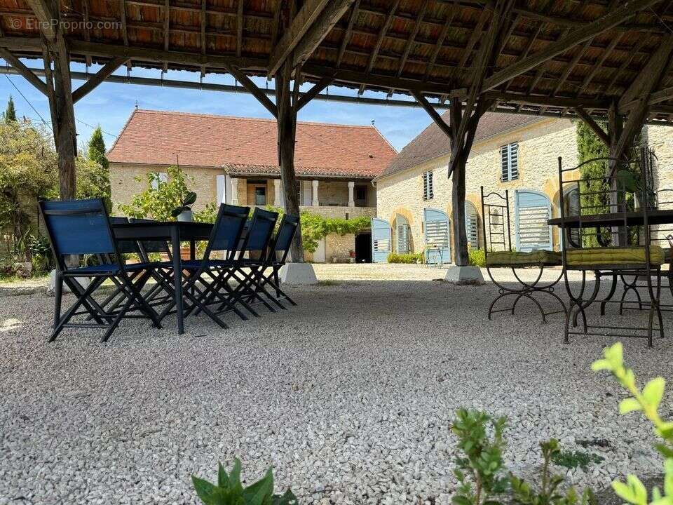Maison à CAZALS