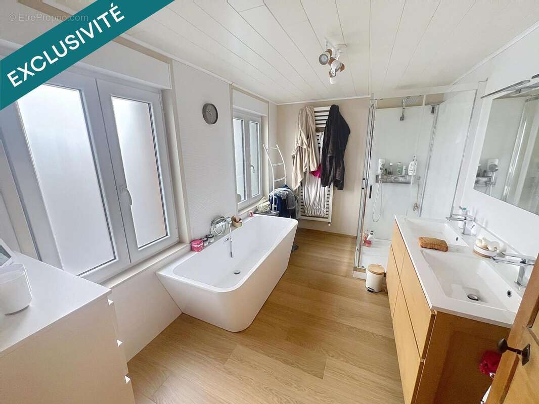 Photo 8 - Maison à HERGNIES