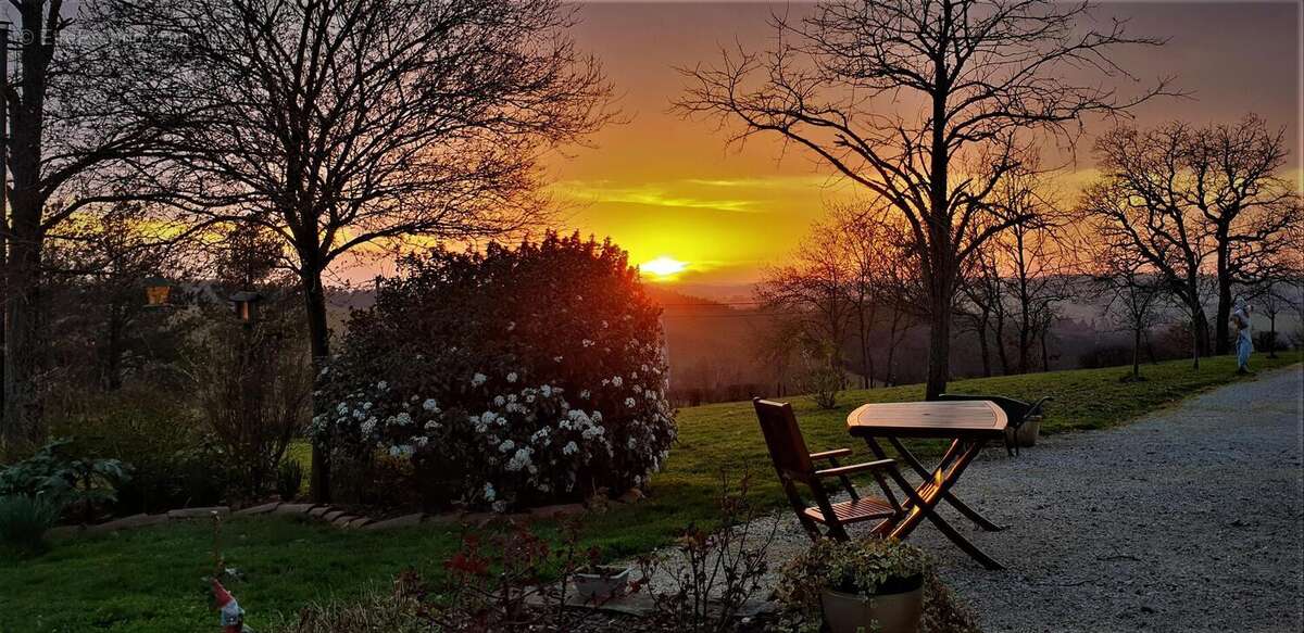 coucher de soleil  la Palome - Maison à MIRANNES