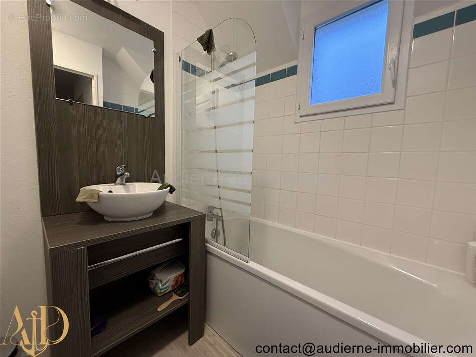 Appartement à AUDIERNE