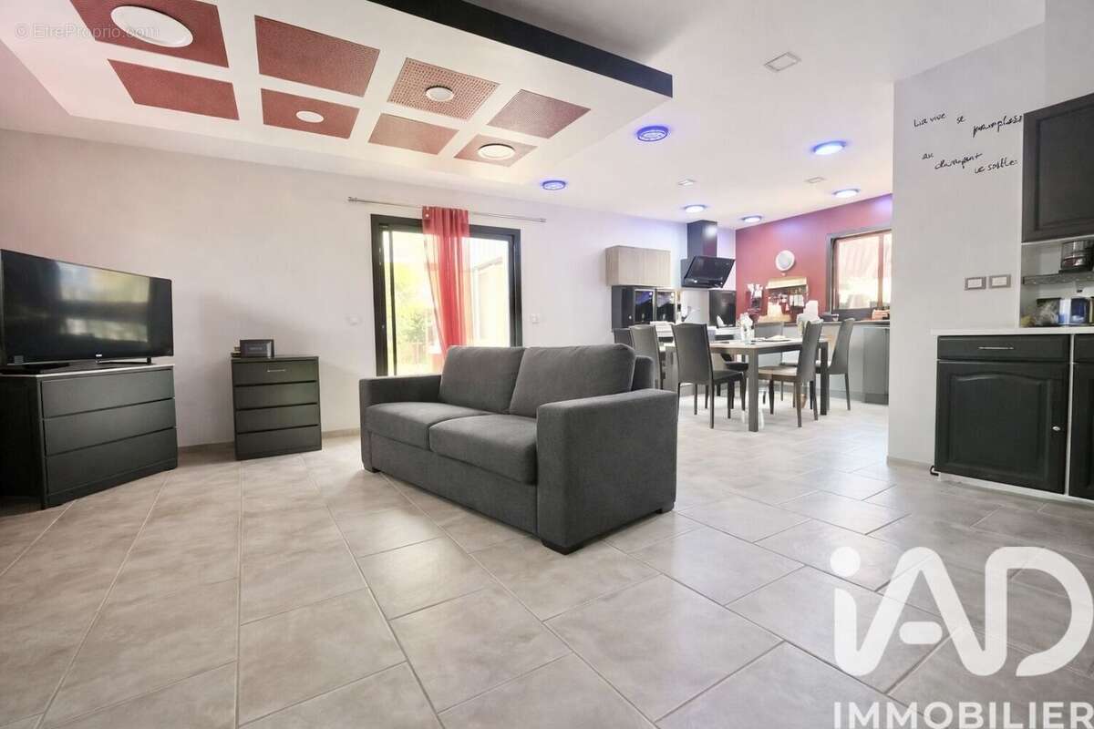 Photo 5 - Maison à MONTNER