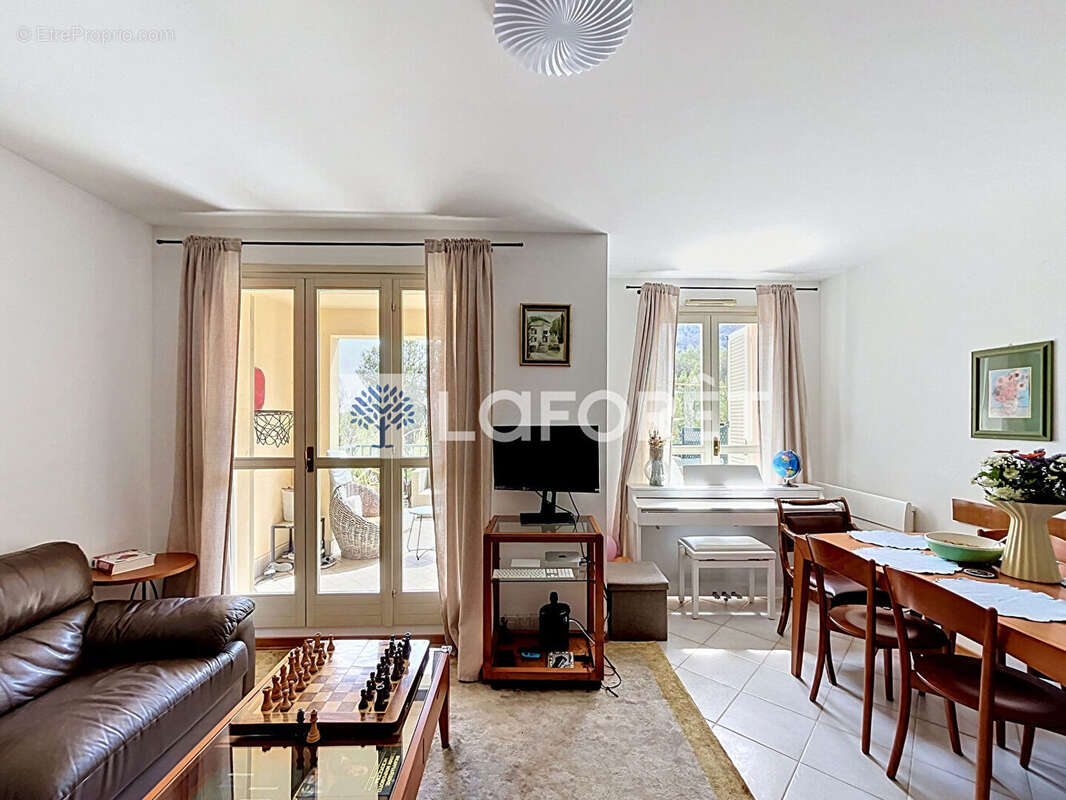 Appartement à BEAUSOLEIL