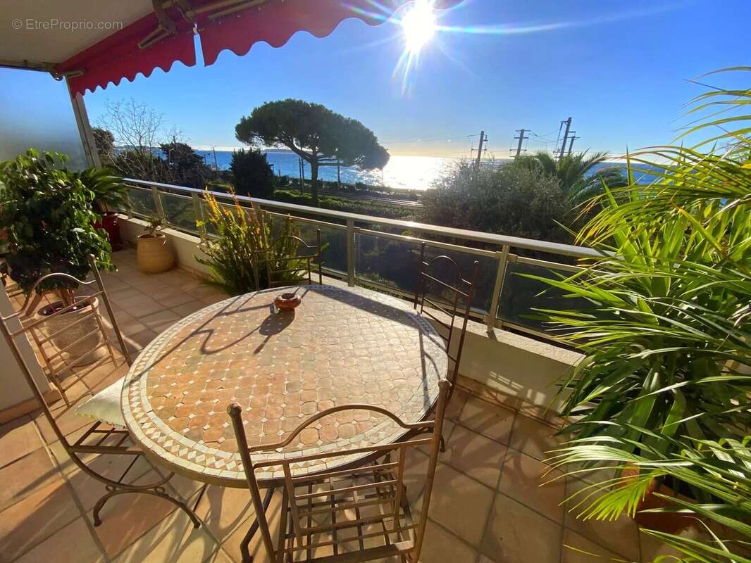 Cannes vente 3 pieces face aux plages du midi - photo 4
