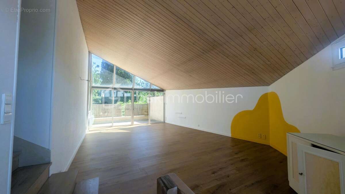 Maison de caractère de 272 m² – 5 chambres – Jardin intime – Idéale famille ou activité professionnelle - photo 3
