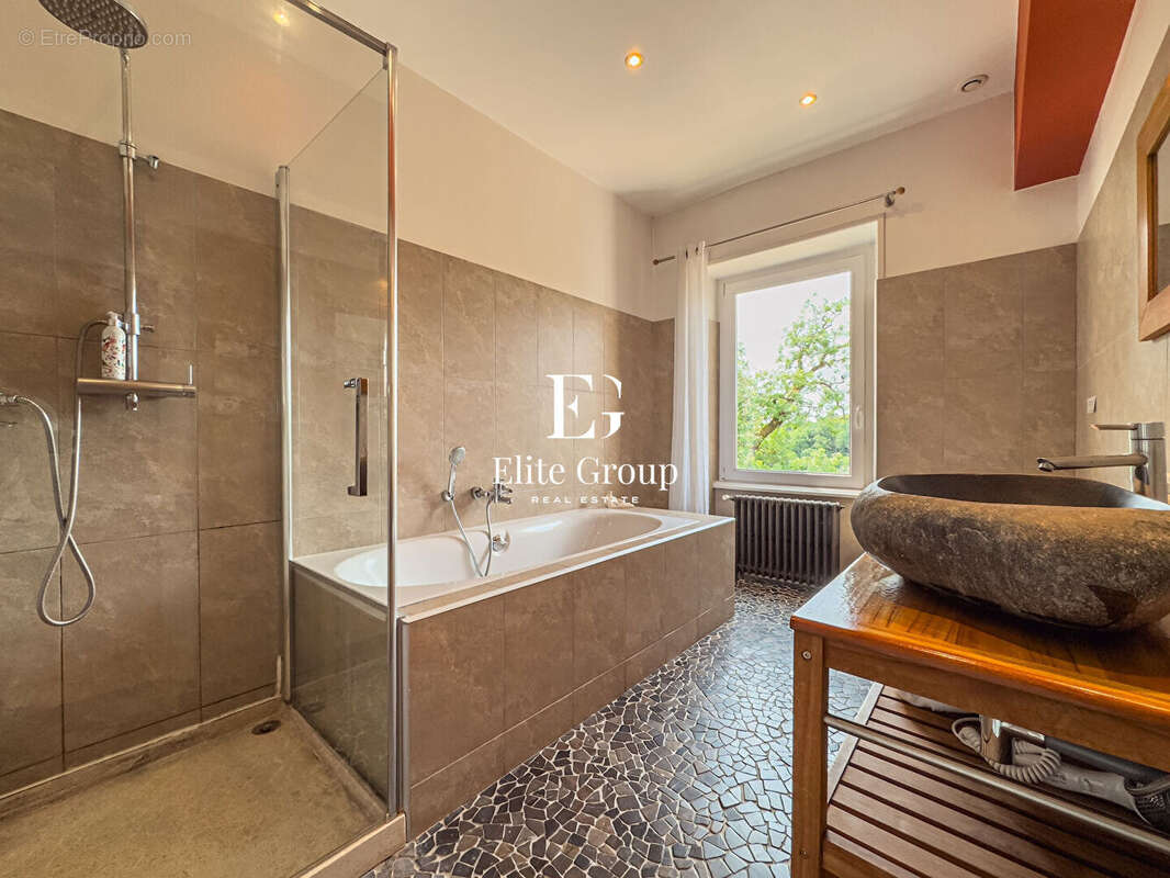 A vendre demeure de prestige - 20 pièces - 980 m2 - photo 17