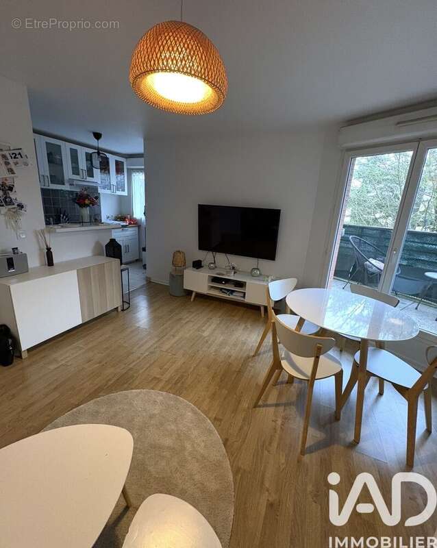 Photo 2 - Appartement à LE PLESSIS-TREVISE