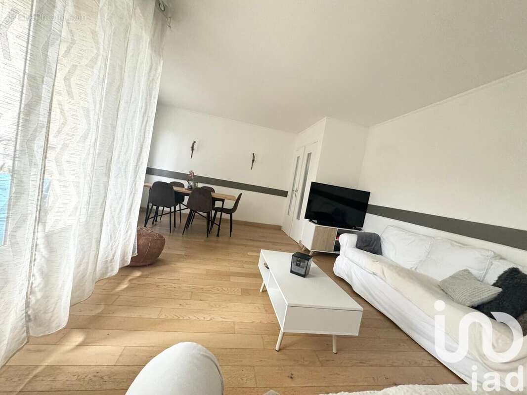 Photo 3 - Appartement à RUEIL-MALMAISON