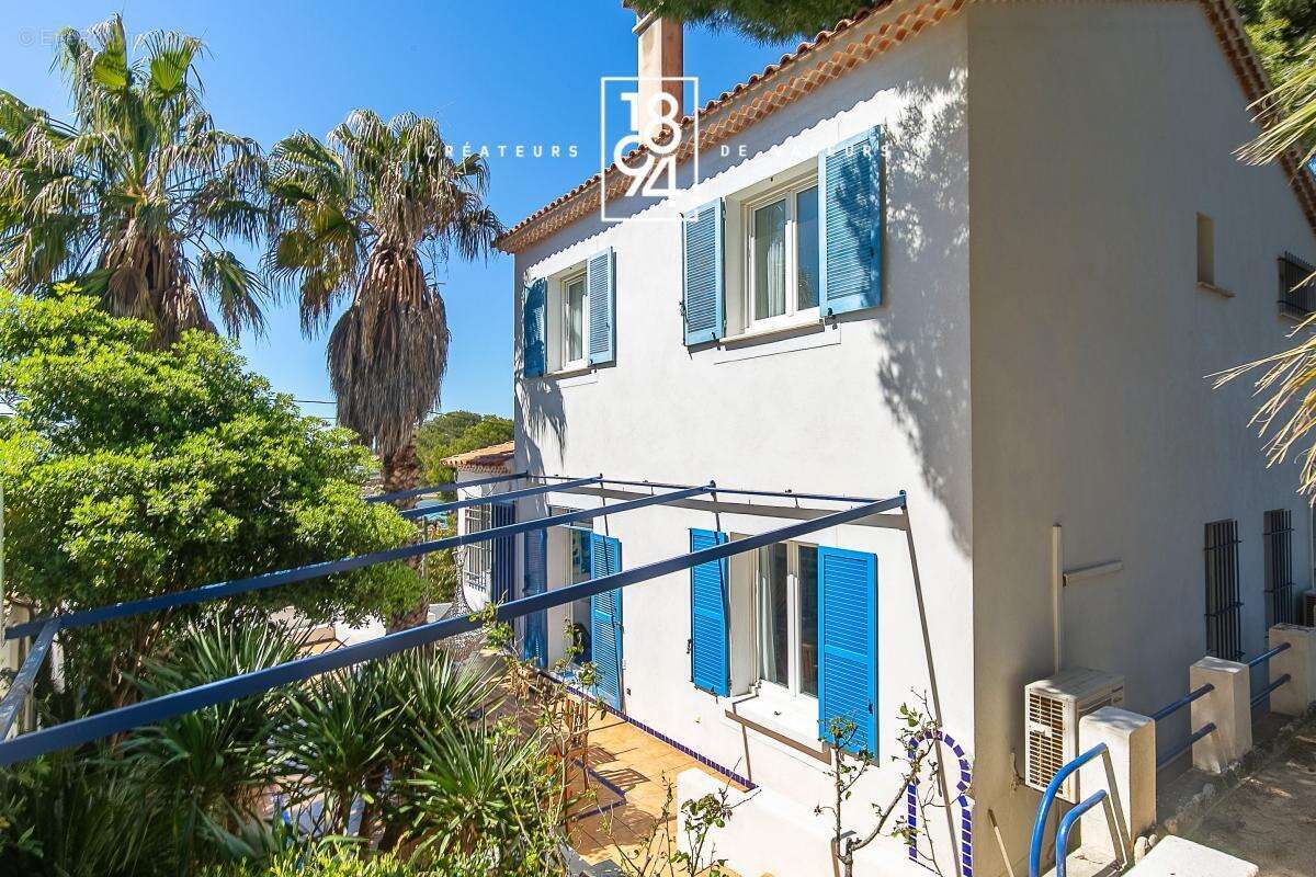 Maison à CARRY-LE-ROUET