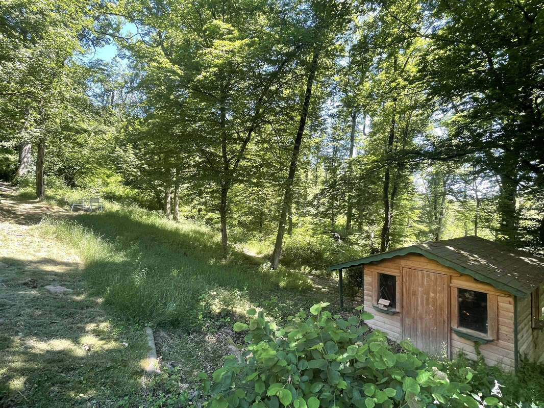 Maison à LA TOUR-DE-SALVAGNY