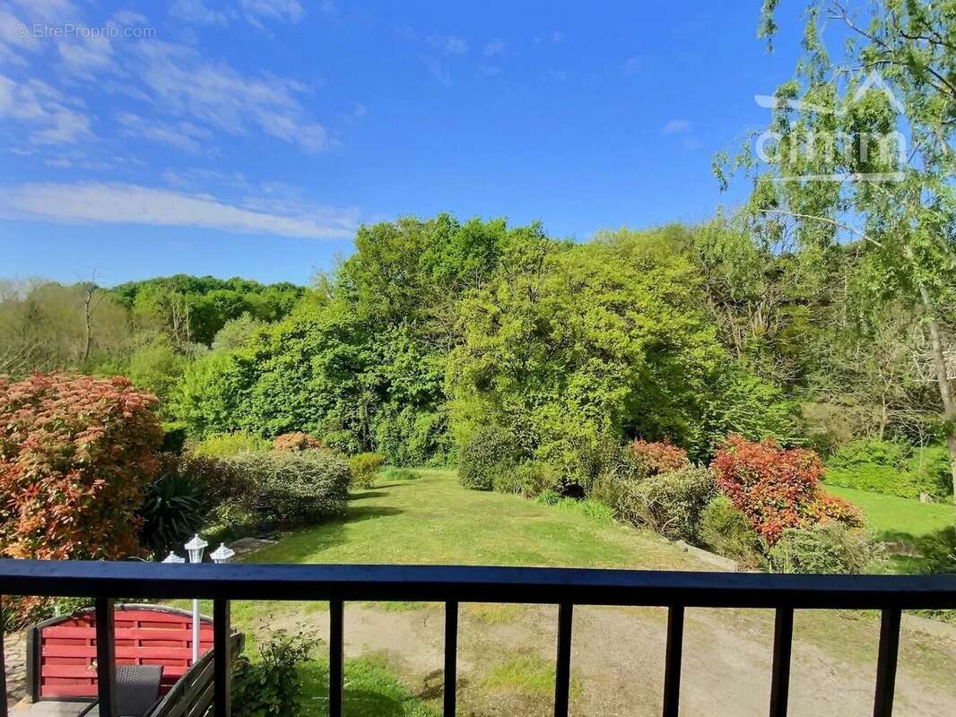 Maison à CHAUMONT-SUR-LOIRE