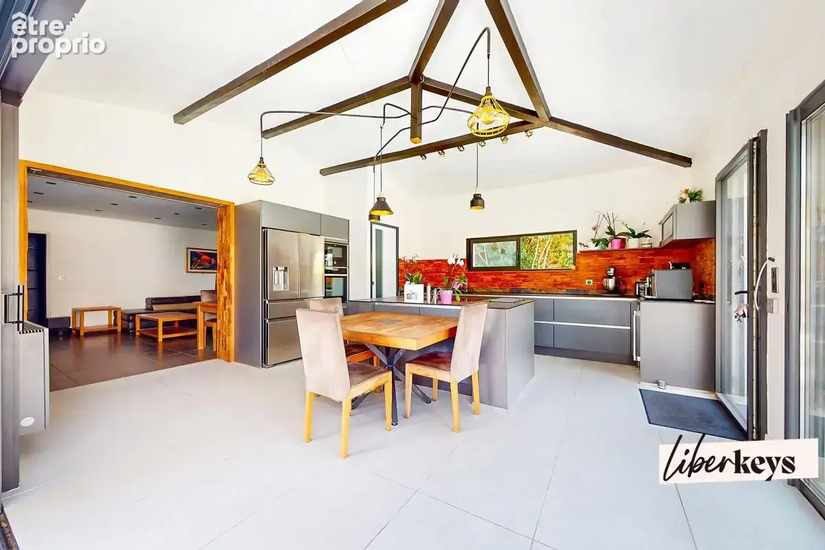 La Ciotat Maison d’exception 110 m² • Piscine • Terrasse plein soleil • 2 parkings + garage - photo 6