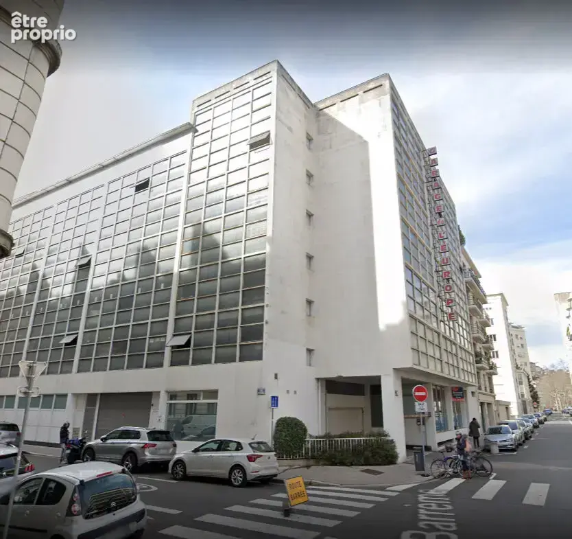 Parking, lyon 6, rdc - photo 2